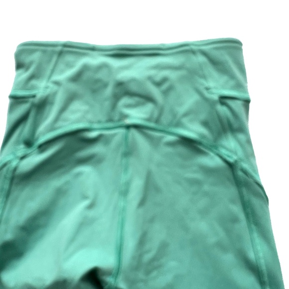 Lululemon On Pace Shorts 10" Green Side Pockets Waistband Pocket Size 4 - Picture 6 of 8